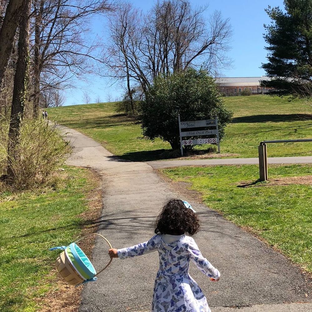 Meet your Posher, Awqa